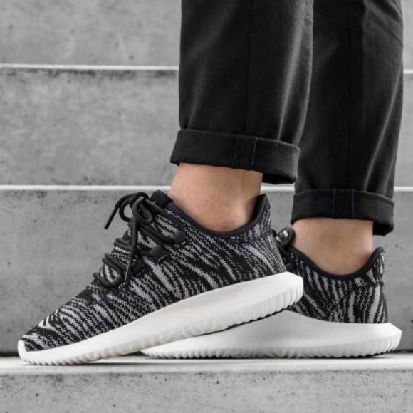 tubular shadow adidas black